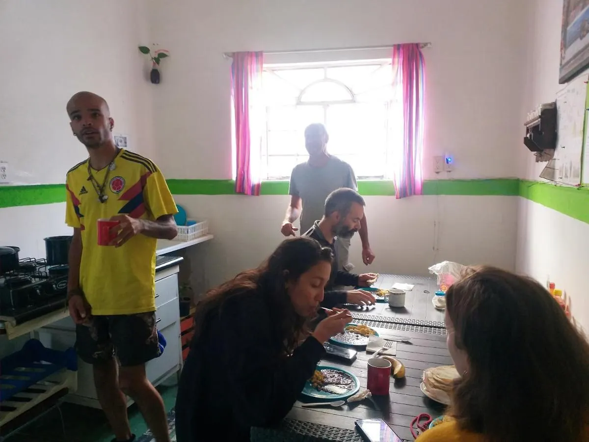בית הארחה Hostal Azul פואבלה